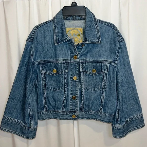 MICHAEL Michael Kors Cropped Denim Jacket Medium Wash with Gold Buttons | Size S - Picture 1 of 8